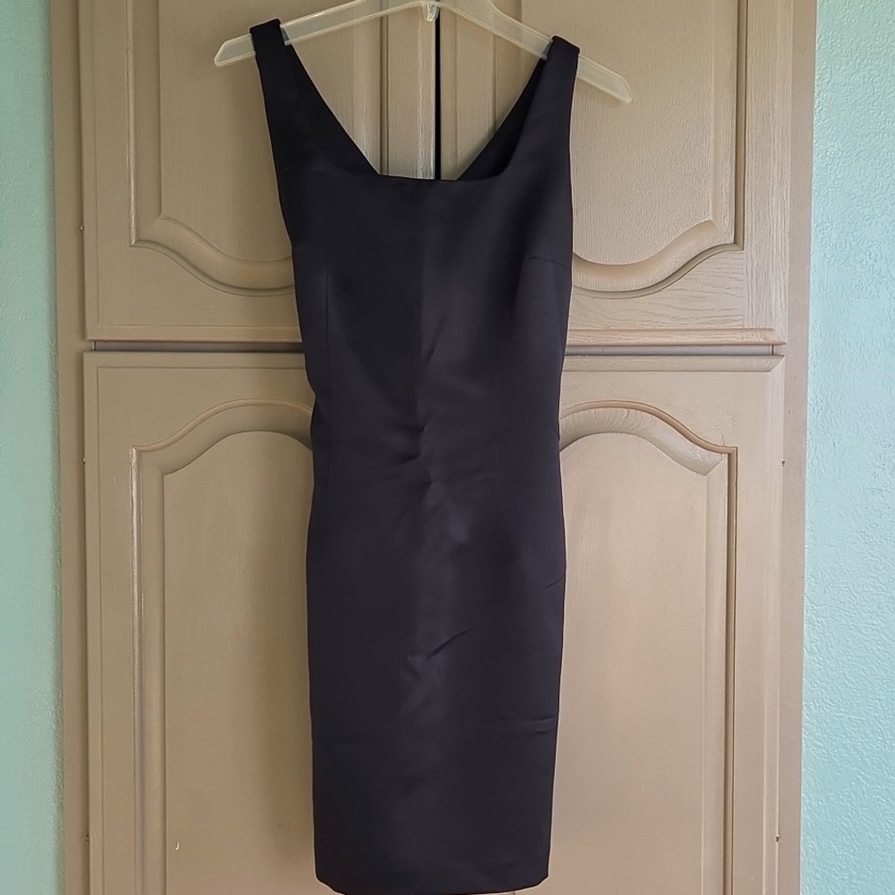 Ann Taylor Classic Little Black Dress women sz 6 sheath tank shoulders like new